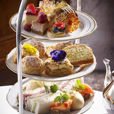 Hotel Hayfield Manor 5*