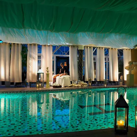 Hotel Hayfield Manor