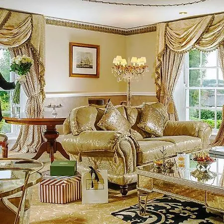 Hotel Hayfield Manor