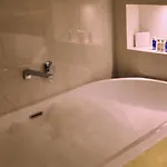 Hayfield Manor Hotel 5*