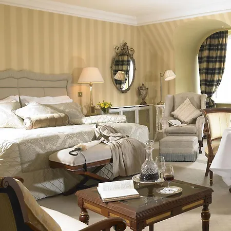 Hayfield Manor